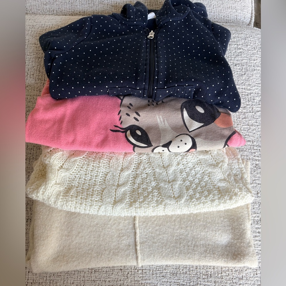 Girl sweaters lot 4 pcs, 6T